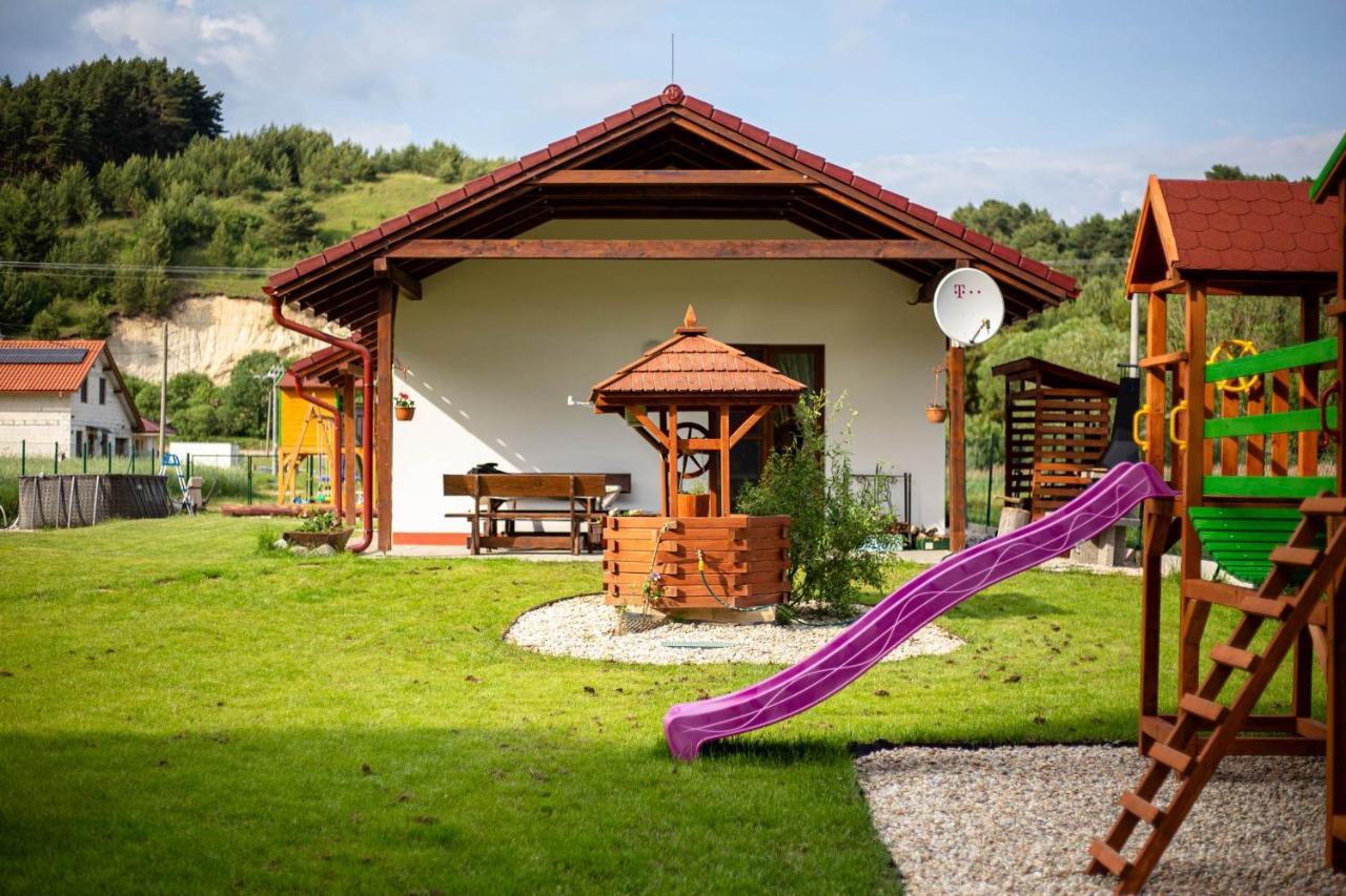 Villa Domceky Sabinka A Melinka Valča Exterior foto